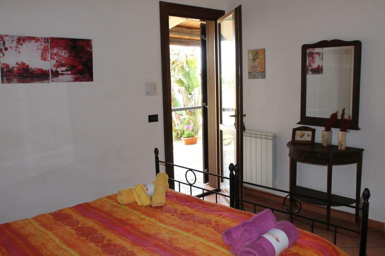 Bed and Breakfast Il Gelso Nero Vittoria Exterior foto