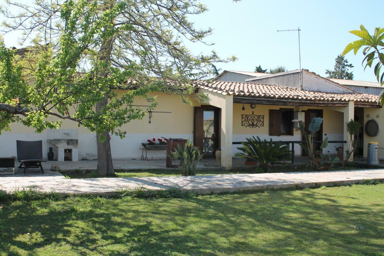 Bed and Breakfast Il Gelso Nero Vittoria Exterior foto